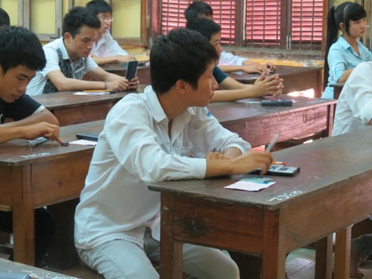 Góp ý phương án thay thế điểm sàn tuyển sinh đại học, cao đẳng